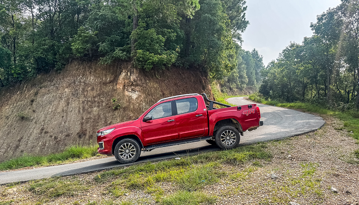 
								Foton Tunland G7 4×4 AT full									