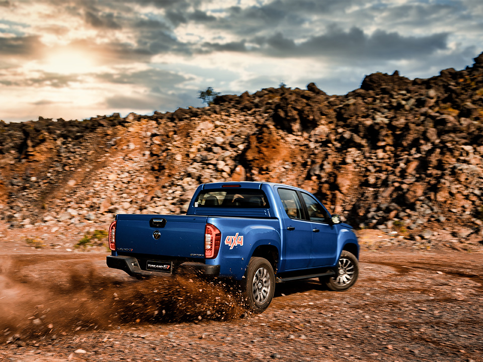 
								Foton Tunland G7 4×4 AT full									