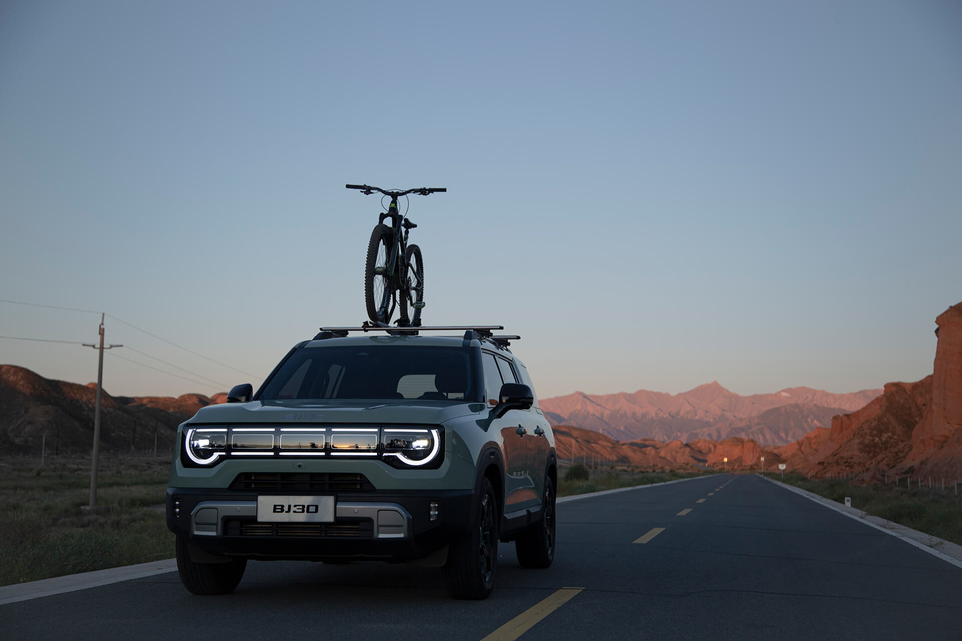 
								BAIC BJ30e 4×4 hybrid full									
